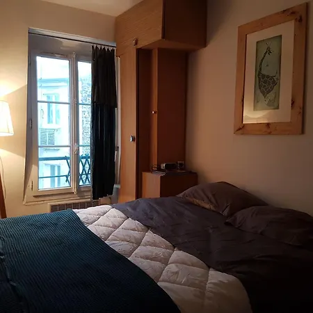 Le 122 Aux Batignolles * Parigi